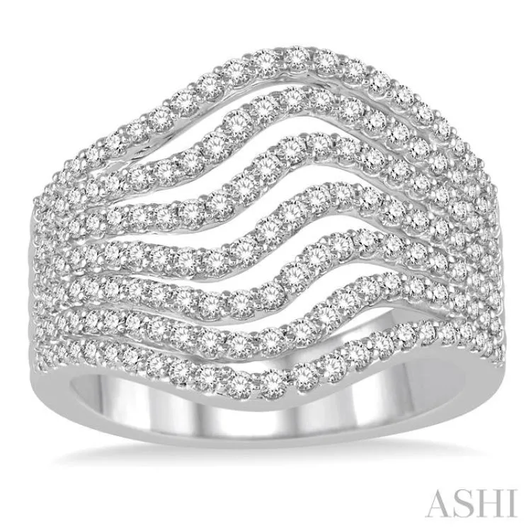 1 Ctw Round Cut Diamond Ring in 14K White Gold