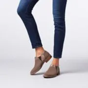 Clarks Women's Camzin Mix