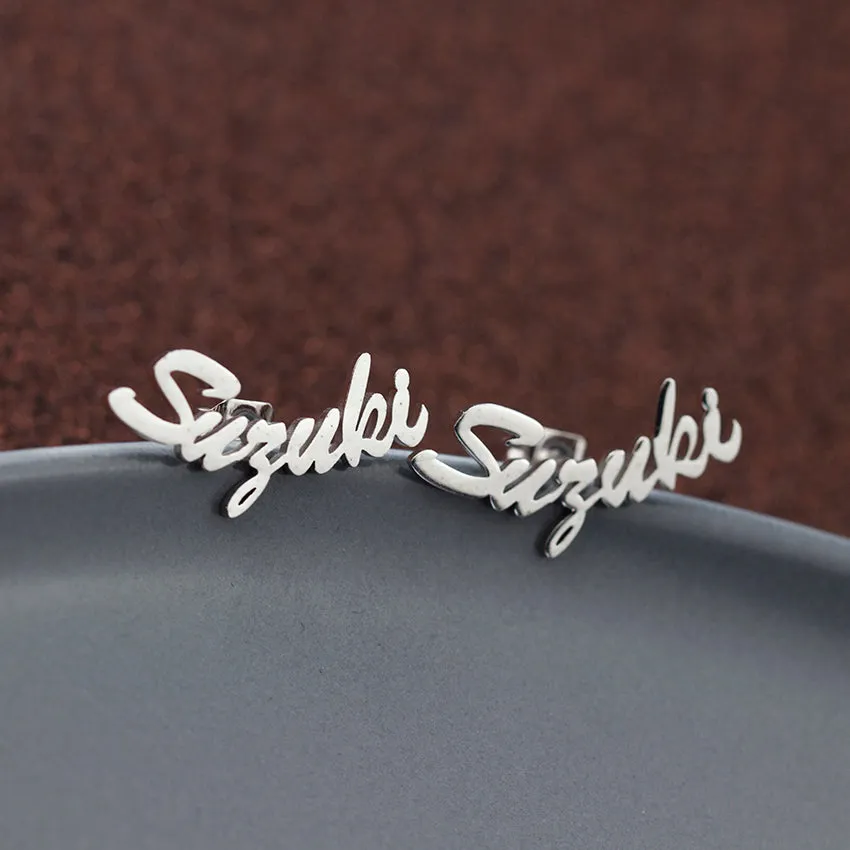 Custom name Earring- personalized Cursive nameplate Earring