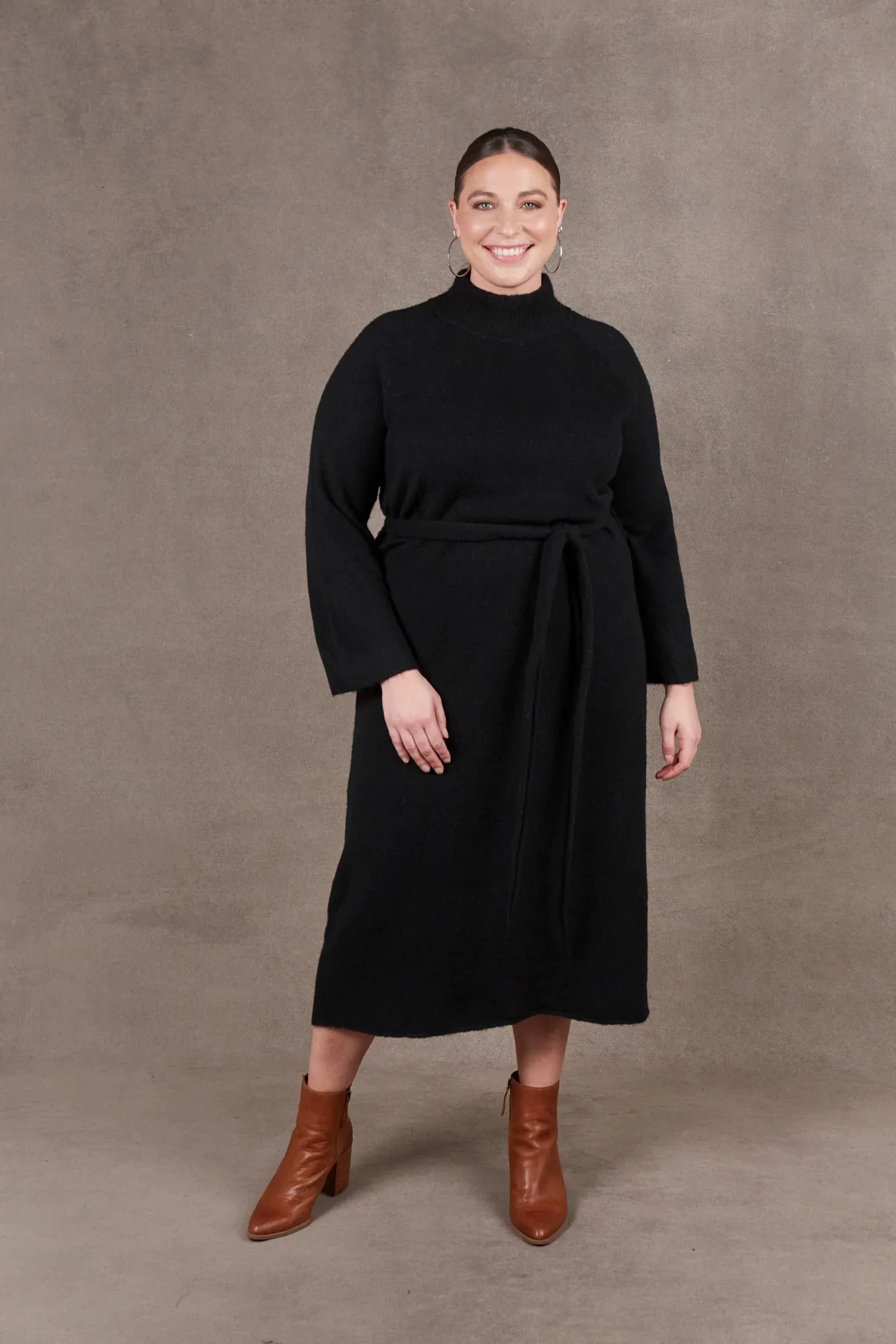 Eb & Ive Paarl Tie Knit Dress in Ebony (ONE SIZE)