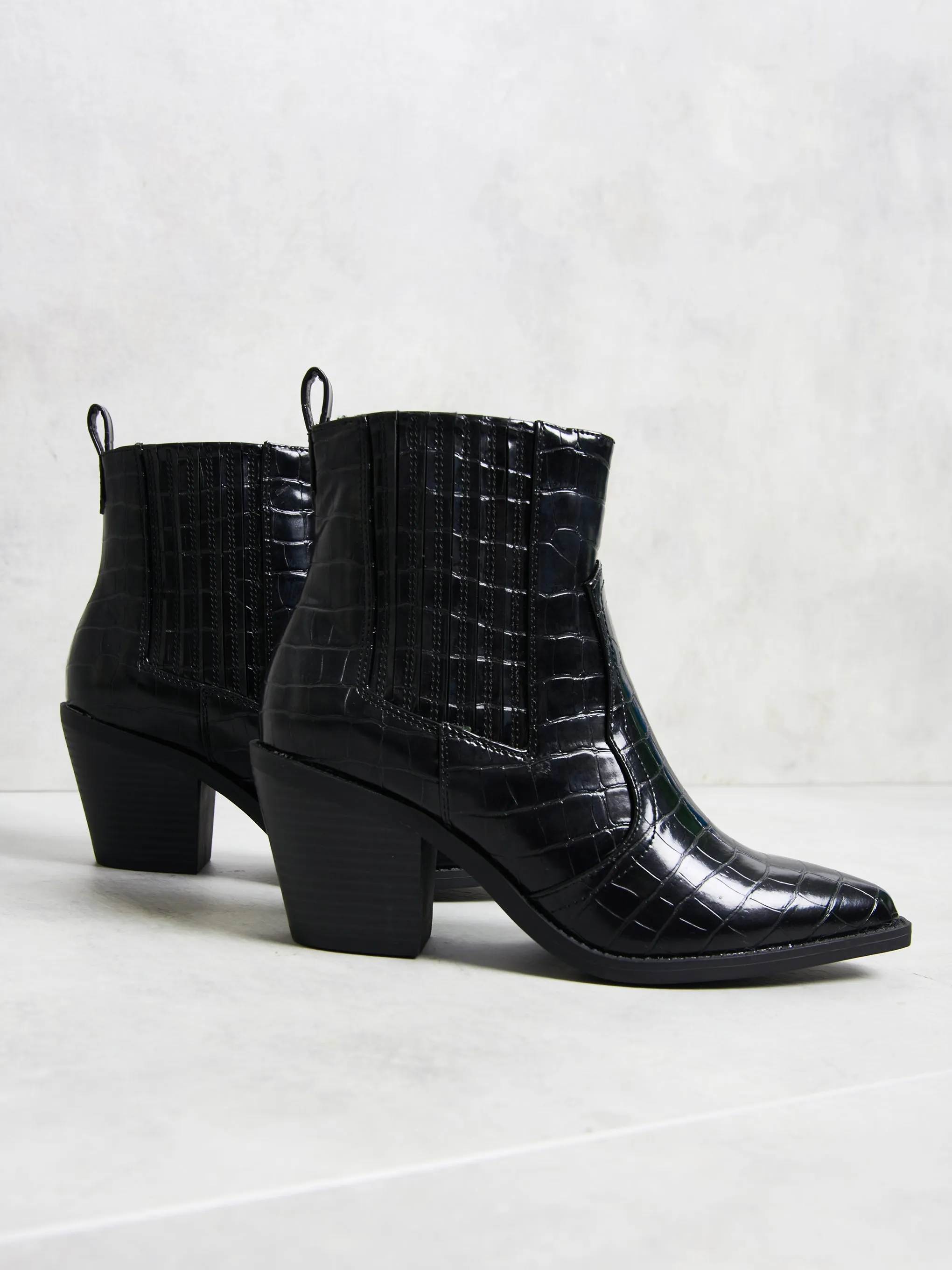 Glamorous Black Western Block Heel Boots