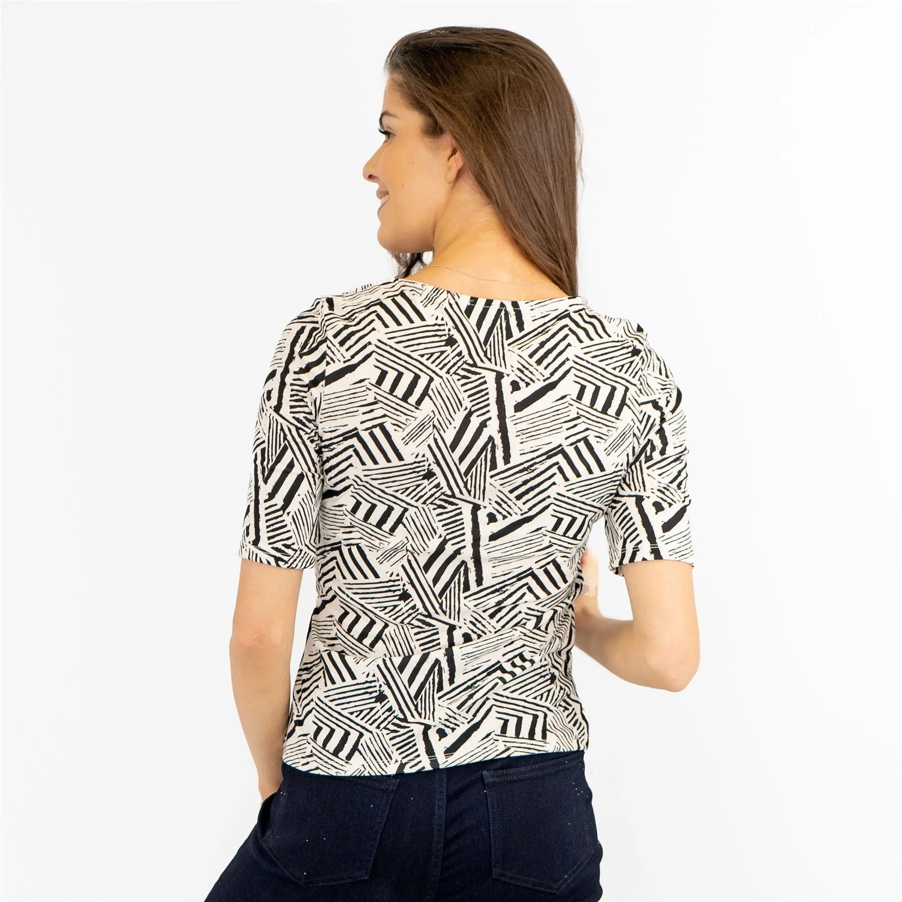 Karen Millen Black & White Geo Print V-Neckline Short Sleeve Tops