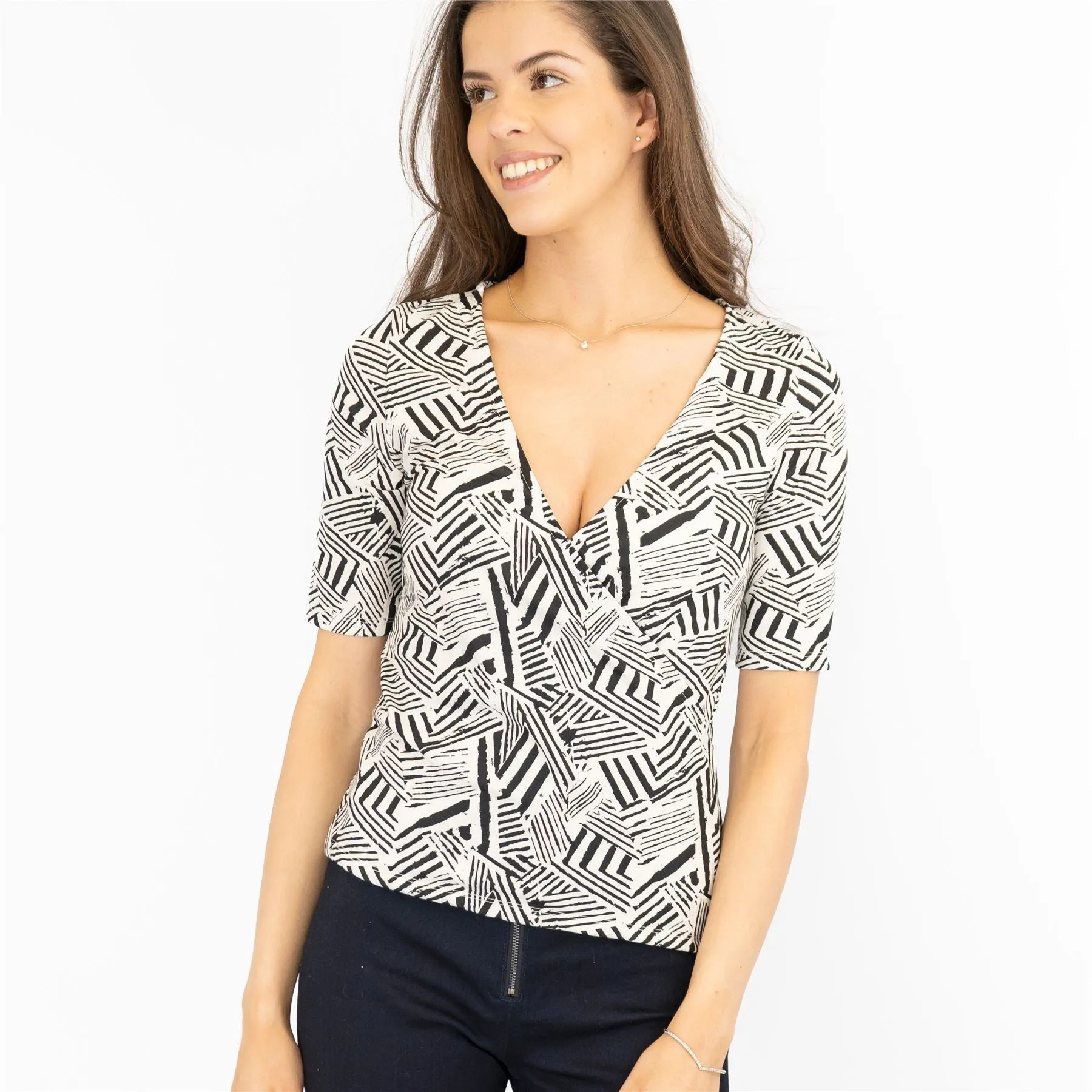 Karen Millen Black & White Geo Print V-Neckline Short Sleeve Tops