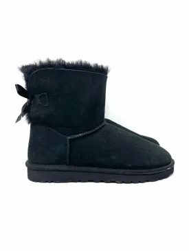 UGG Size 8 Black Bow(s) Suede Shoes Short Boots